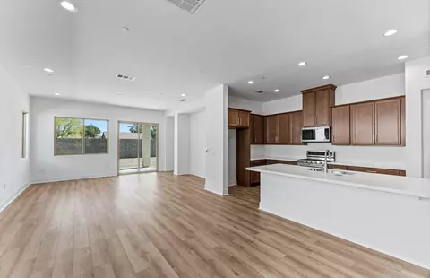 Living - 80-685 San Clemente Dr, Indio, CA 92203 photo 1 of 5