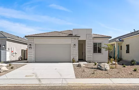 80-695 San Clemente Dr, Indio, CA 92203