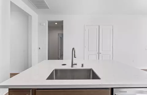 Kitchen - 80-695 San Clemente Dr, Indio, CA 92203 photo 2 of 5