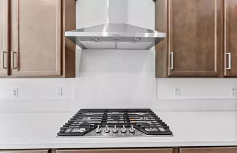 Kitchen - 80-695 San Clemente Dr, Indio, CA 92203 photo 3 of 5