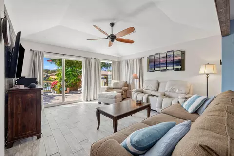 Living - 82191 Ullman, Indio, CA 92201 photo 4 of 4
