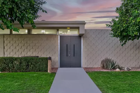 314 Desert Lakes Dr, Palm Springs, CA 92264