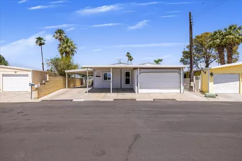 33181 Barcelona Dr, Thousand Palms, CA 92276