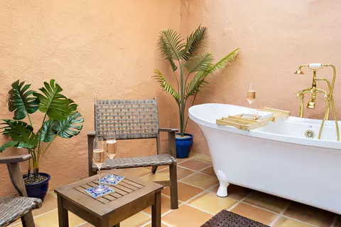 298 San Vincente Cir, Palm Desert, CA 92260