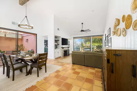 298 San Vincente Cir, Palm Desert, CA 92260