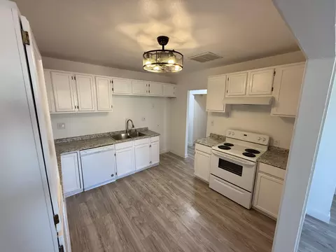 Kitchen - 82460 Wingate Ave, Trona, CA 93562 photo 1 of 2