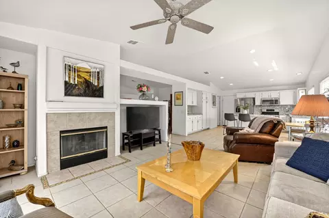 81064 La Reina Cir, Indio, CA 92201