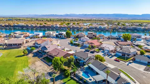 View/Area - 204 Fairway Dr, Needles, CA 92363 photo 4 of 13