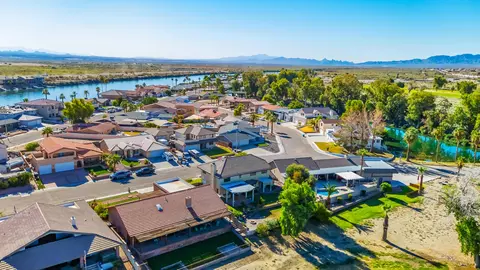 View/Area - 204 Fairway Dr, Needles, CA 92363 photo 10 of 13