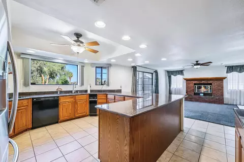 Kitchen - 204 Fairway Dr, Needles, CA 92363 photo 6 of 11
