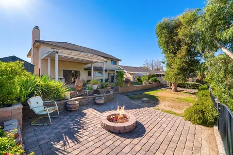 Exterior - 204 Fairway Dr, Needles, CA 92363 photo 3 of 17