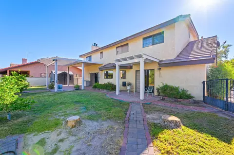 Exterior - 204 Fairway Dr, Needles, CA 92363 photo 13 of 17