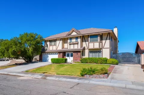 Exterior - 204 Fairway Dr, Needles, CA 92363 photo 16 of 17