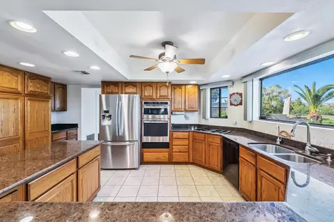 Kitchen - 204 Fairway Dr, Needles, CA 92363 photo 8 of 11