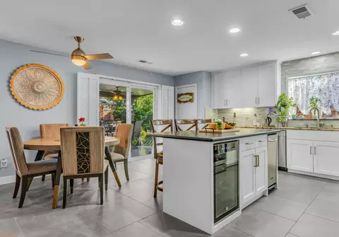 Kitchen - 41126 Prospect Ct, Indio, CA 92203 photo 2 of 4