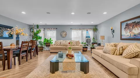 Living - 41126 Prospect Ct, Indio, CA 92203 photo 3 of 5