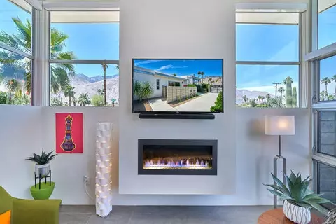 100 N Cerritos Dr, Palm Springs, CA 92262