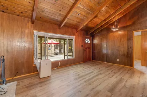 Living - 901 Sugarloaf Blvd, Big Bear City, CA 92314 photo 2 of 4
