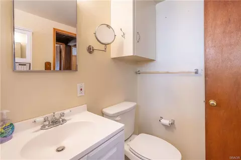 Bath - 901 Sugarloaf Blvd, Big Bear City, CA 92314 photo 1 of 1