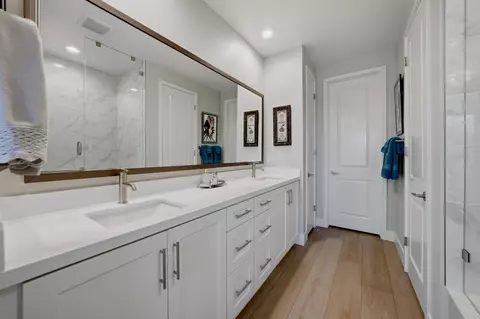 Bath - 51530 Sidewinder Dr, Indio, CA 92201 photo 1 of 3