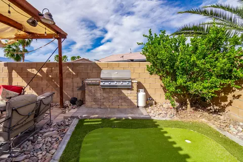 Exterior - 40681 Morris St, Indio, CA 92203 photo 6 of 9