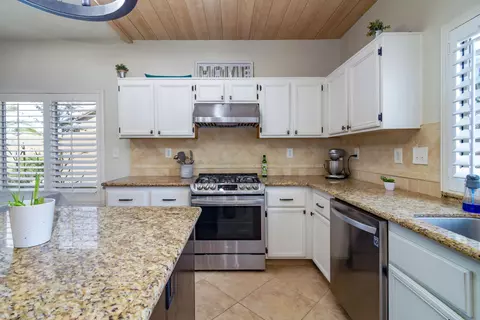 Kitchen - 40681 Morris St, Indio, CA 92203 photo 1 of 5