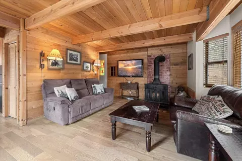 605 Kean Way, Big Bear City, CA 92314