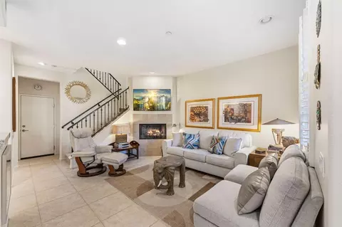 452 White Fox Trl, Palm Springs, CA 92262