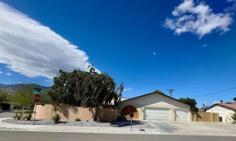 2231 N Los Alamos Rd, Palm Springs, CA 92262