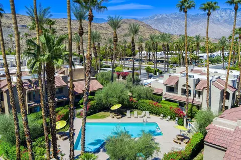 2700 Lawrence Crossley Rd, Palm Springs, CA 92264