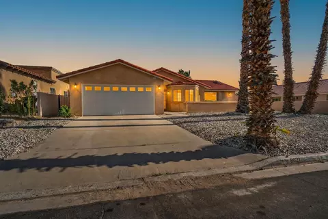 9621 Siwanoy Dr, Desert Hot Springs, CA 92240