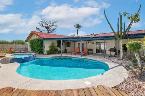 Exterior - 79990 Camelback Dr, Bermuda Dunes, CA 92203 photo 3 of 5