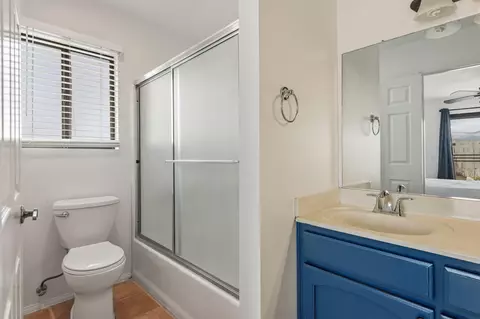 Bath - 79990 Camelback Dr, Bermuda Dunes, CA 92203 photo 3 of 3