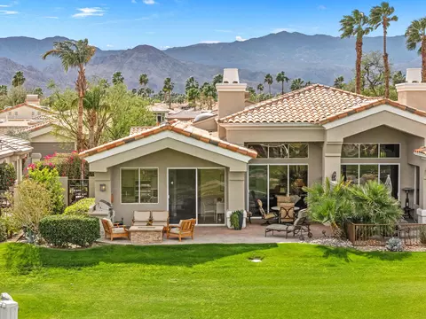 526 Desert Holly Dr, Palm Desert, CA 92211
