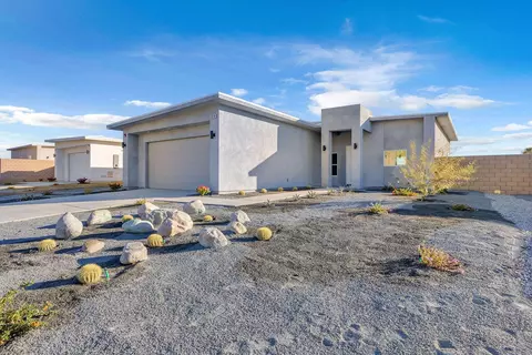 30100 San Joaquin Dr, Cathedral City, CA 92234