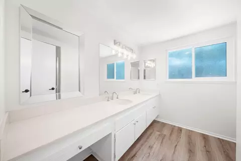 Bath - 3292 Greenleaf Dr, Brea, CA 92823 photo 3 of 4