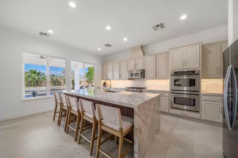 Kitchen - 80262 Amazon Ave, Indio, CA 92201 photo 3 of 8