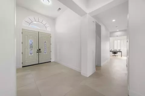 Entry Way - 80262 Amazon Ave, Indio, CA 92201 photo 4 of 8