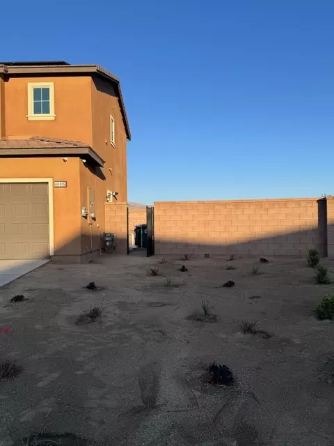44816 Beringer Dr, Indio, CA 92203