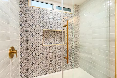 Bath - 82431 Priscilla Ct, Indio, CA 92201 photo 2 of 7