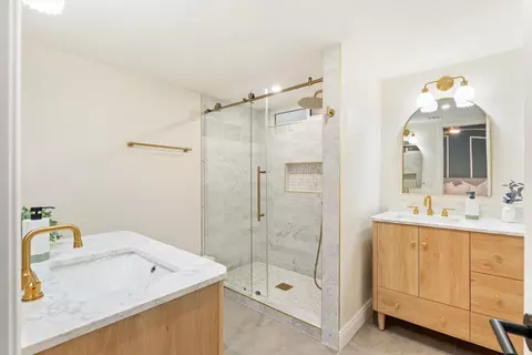 Bath - 82431 Priscilla Ct, Indio, CA 92201 photo 3 of 7