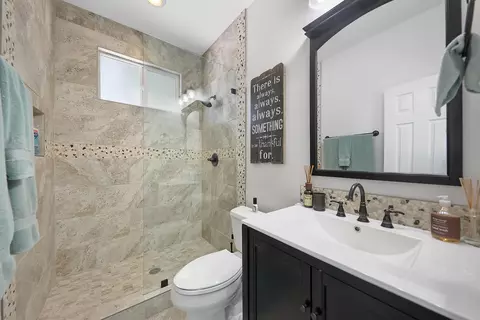 Bath - 80076 Bridgeport Dr, Indio, CA 92201 photo 1 of 4