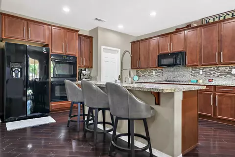Kitchen - 80076 Bridgeport Dr, Indio, CA 92201 photo 1 of 5