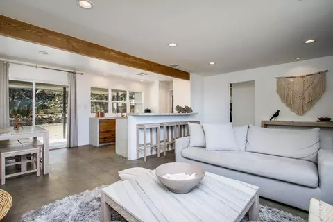 Living - 61093 Prescott Trl, Joshua Tree, CA 92252 photo 1 of 5