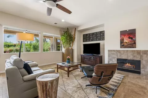 Living - 48135 Chesapeake Pl, Indio, CA 92201 photo 2 of 4