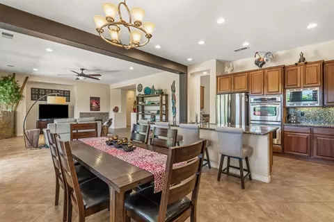 Dining - 48135 Chesapeake Pl, Indio, CA 92201 photo 1 of 2