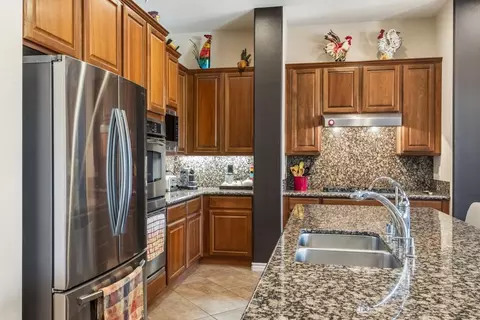 Kitchen - 48135 Chesapeake Pl, Indio, CA 92201 photo 4 of 4
