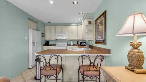 Kitchen - 42895 Scirocco Rd, Palm Desert, CA 92211 photo 1 of 4