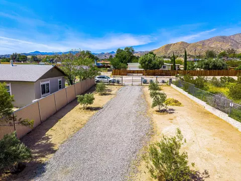 View/Area - 11229 San Jacinto St, Morongo Valley, CA 92256 photo 4 of 4