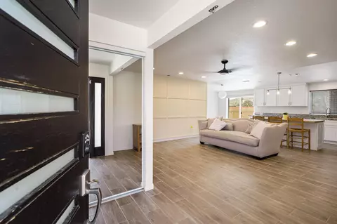 Entry Way - 11229 San Jacinto St, Morongo Valley, CA 92256 photo 1 of 1